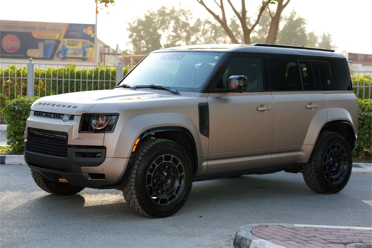 Land Rover Defender 110 OCTA P635 -2026 Gold