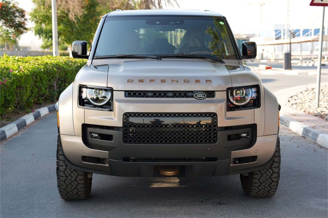 Land Rover Defender 110 OCTA P635 -2026 Gold