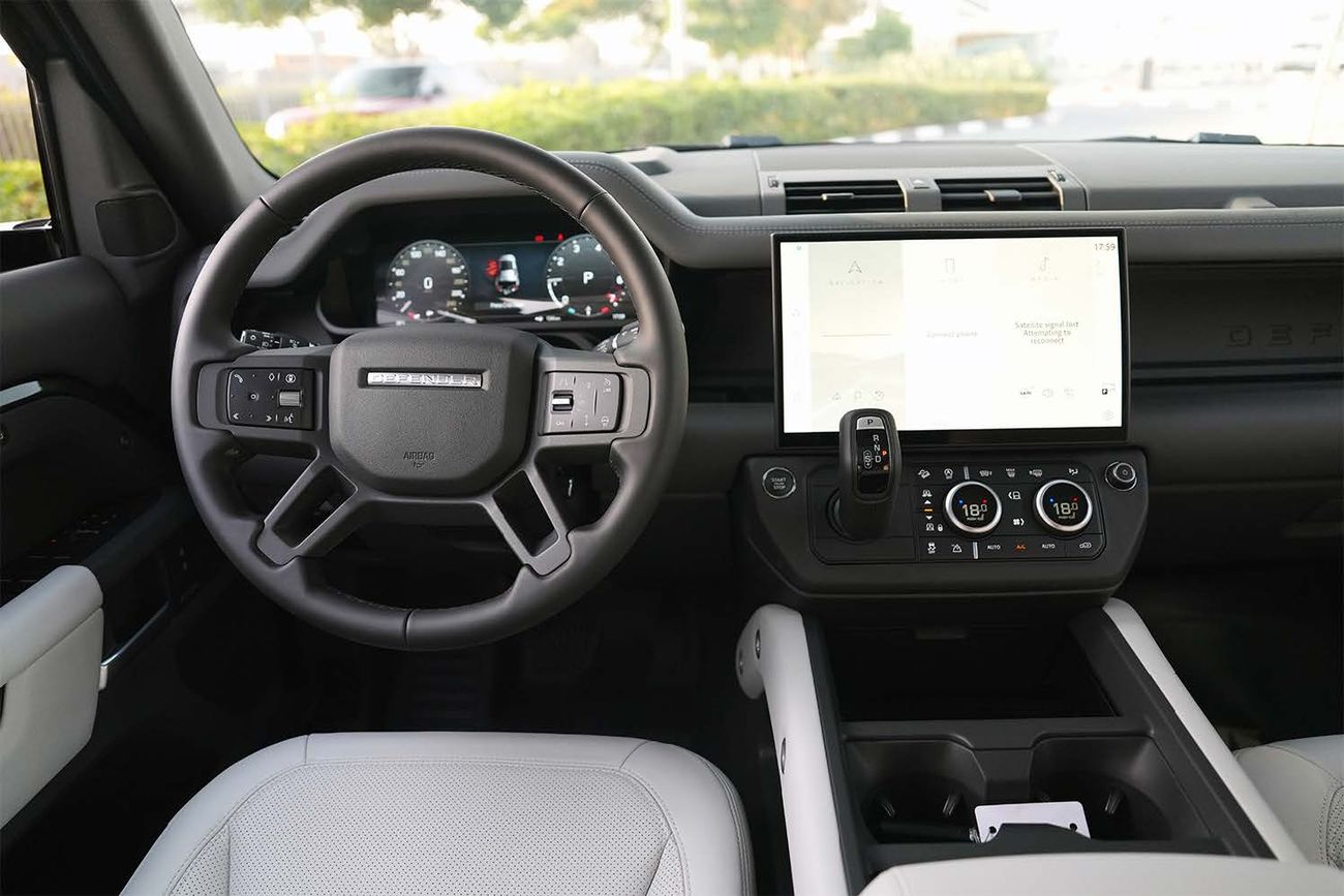 Land Rover Defender 110 X-DYNAMIC SE P400