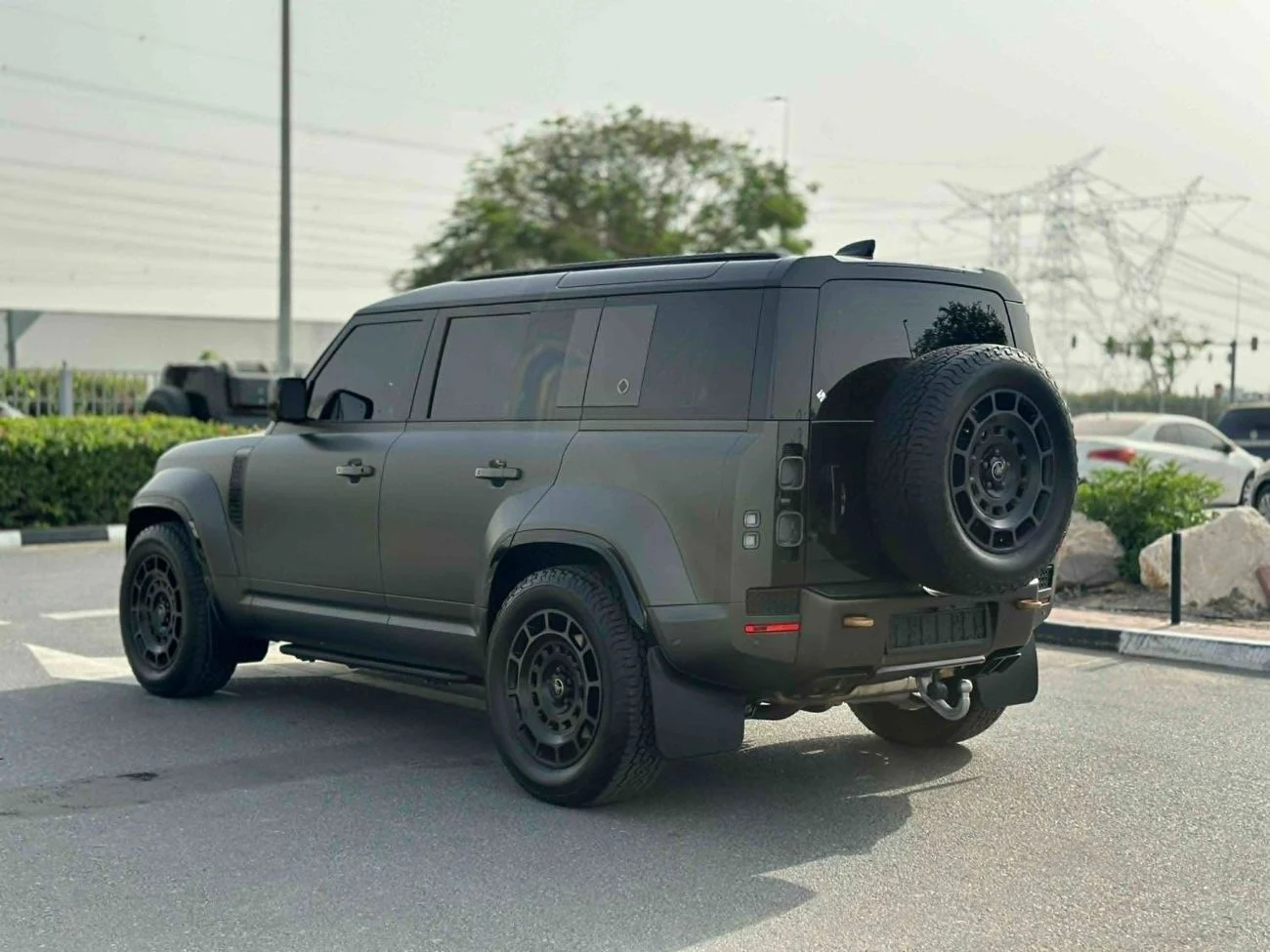Land Rover Defender  GREEN _2025