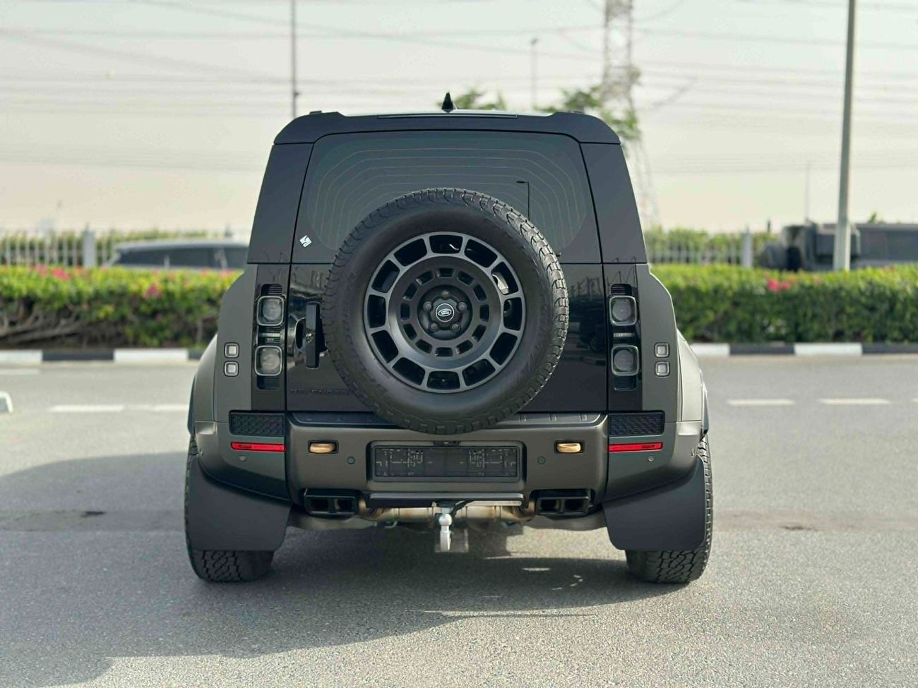 Land Rover Defender  GREEN _2025