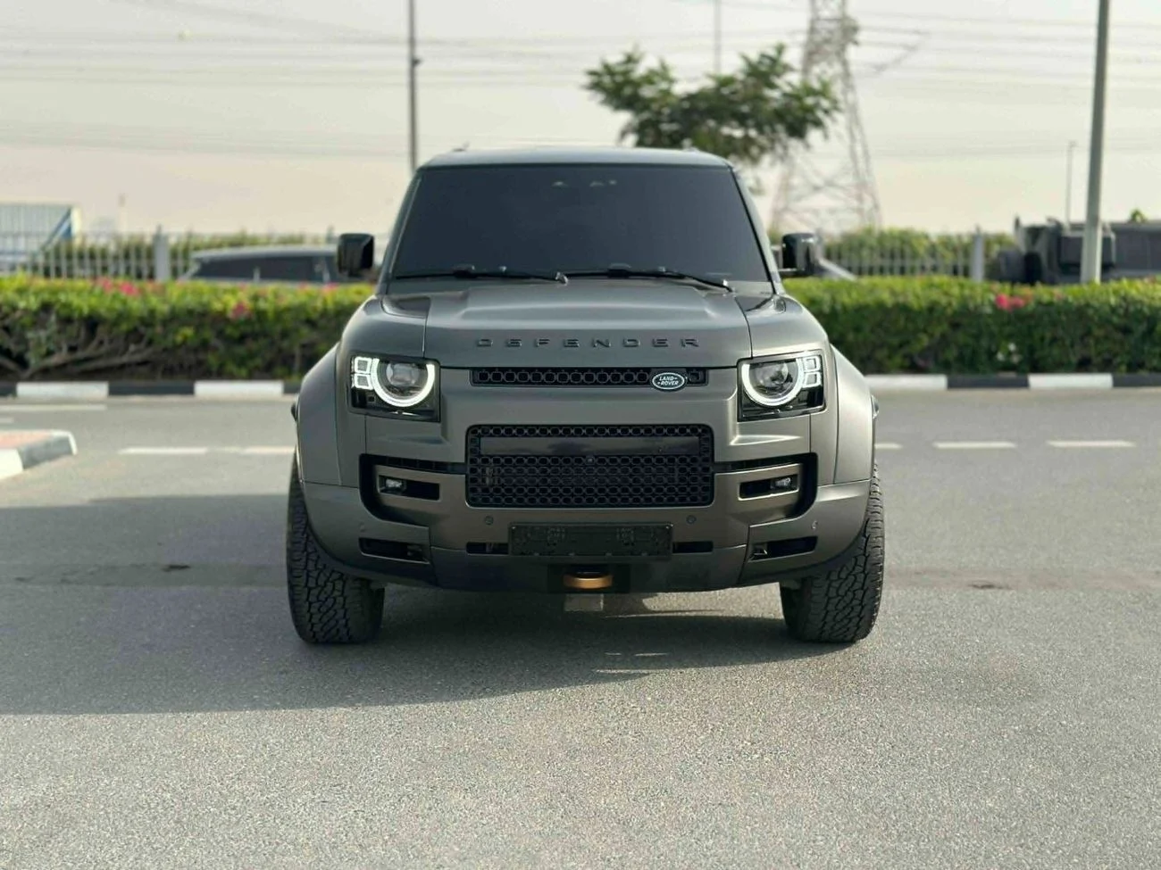 Land Rover Defender  GREEN _2025