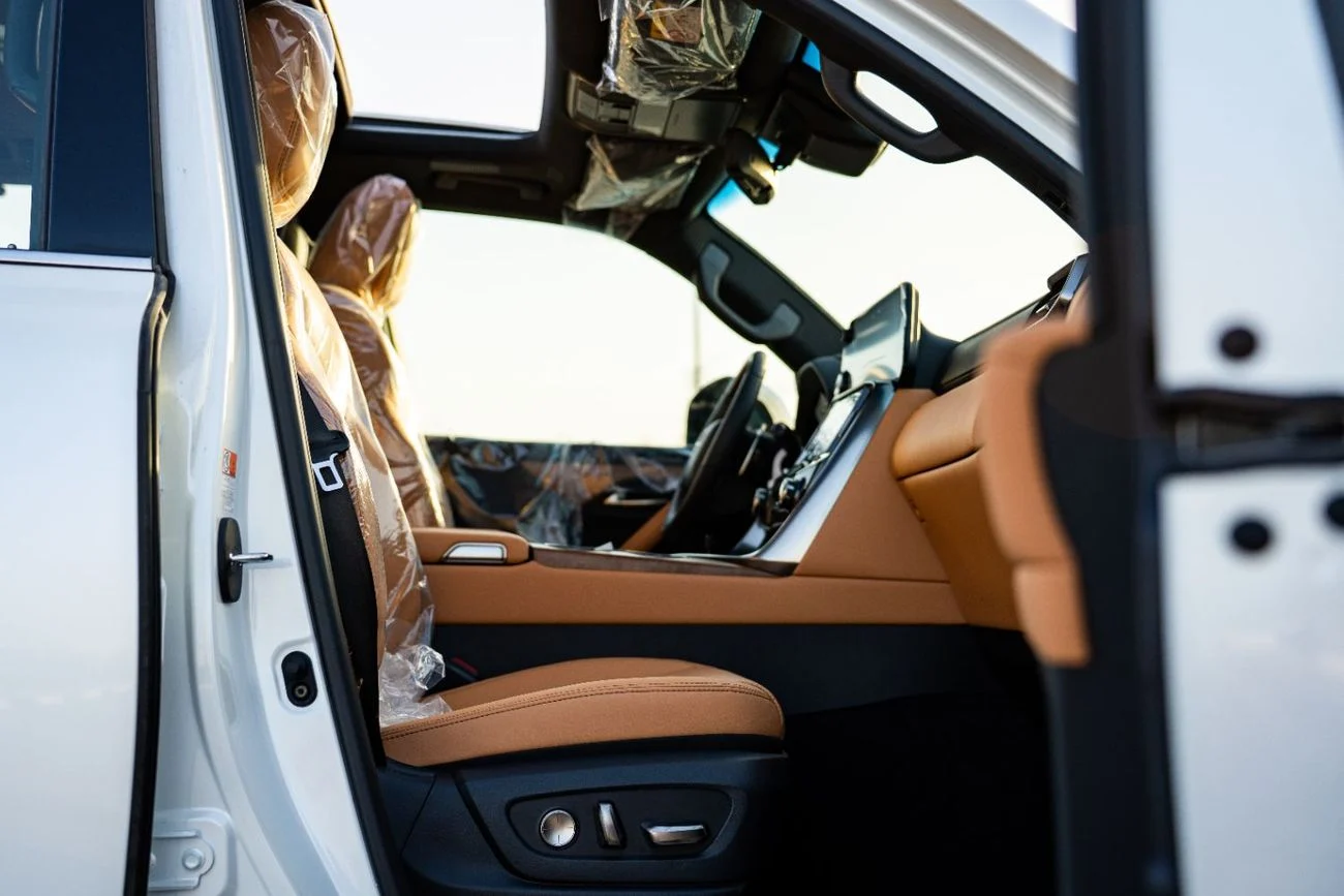 Lexus LX 700h 2025 3.5LSUV Hybrid 07 Seaters