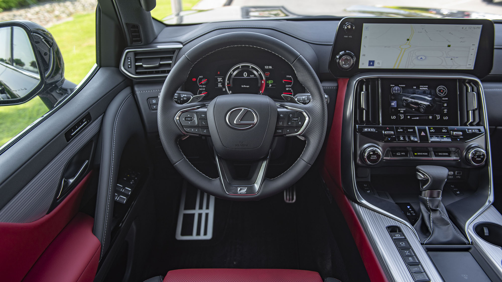 Lexus LX500