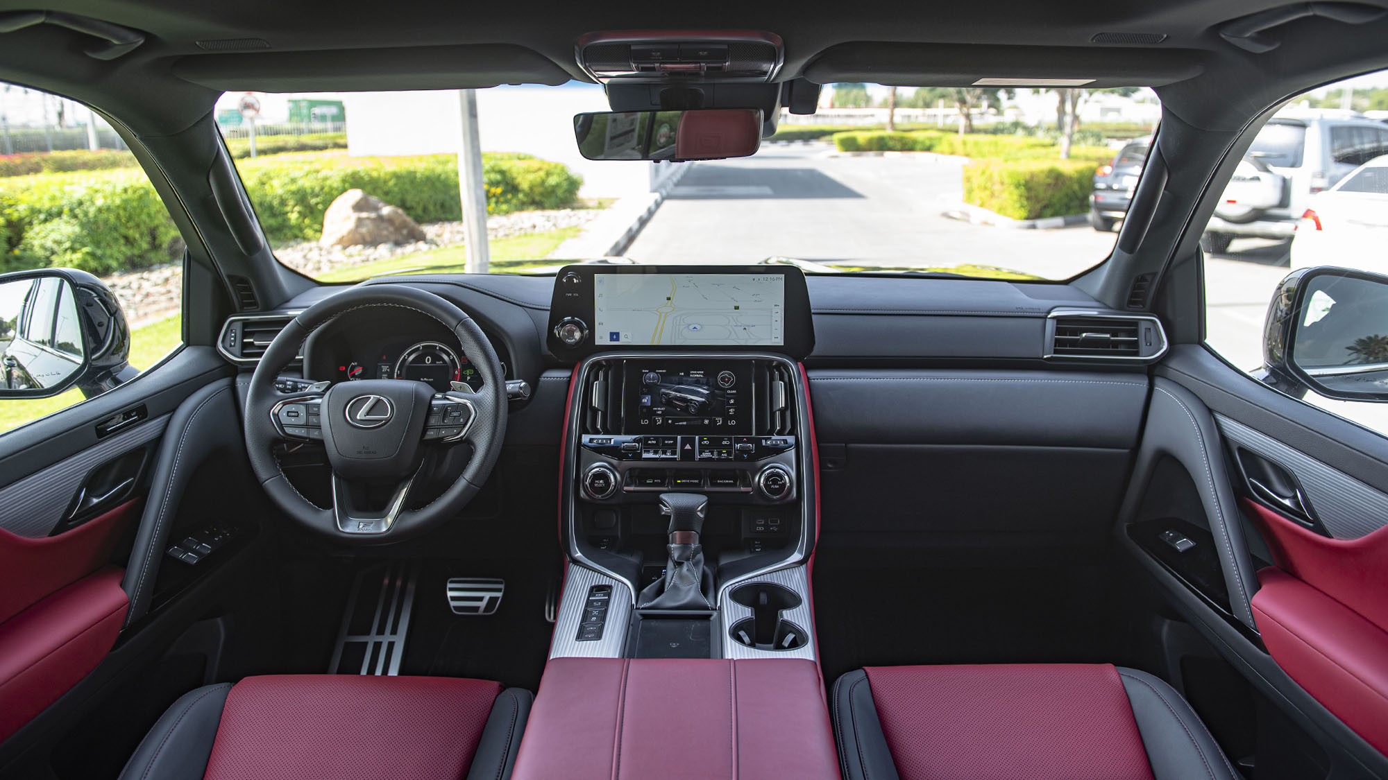 Lexus LX500