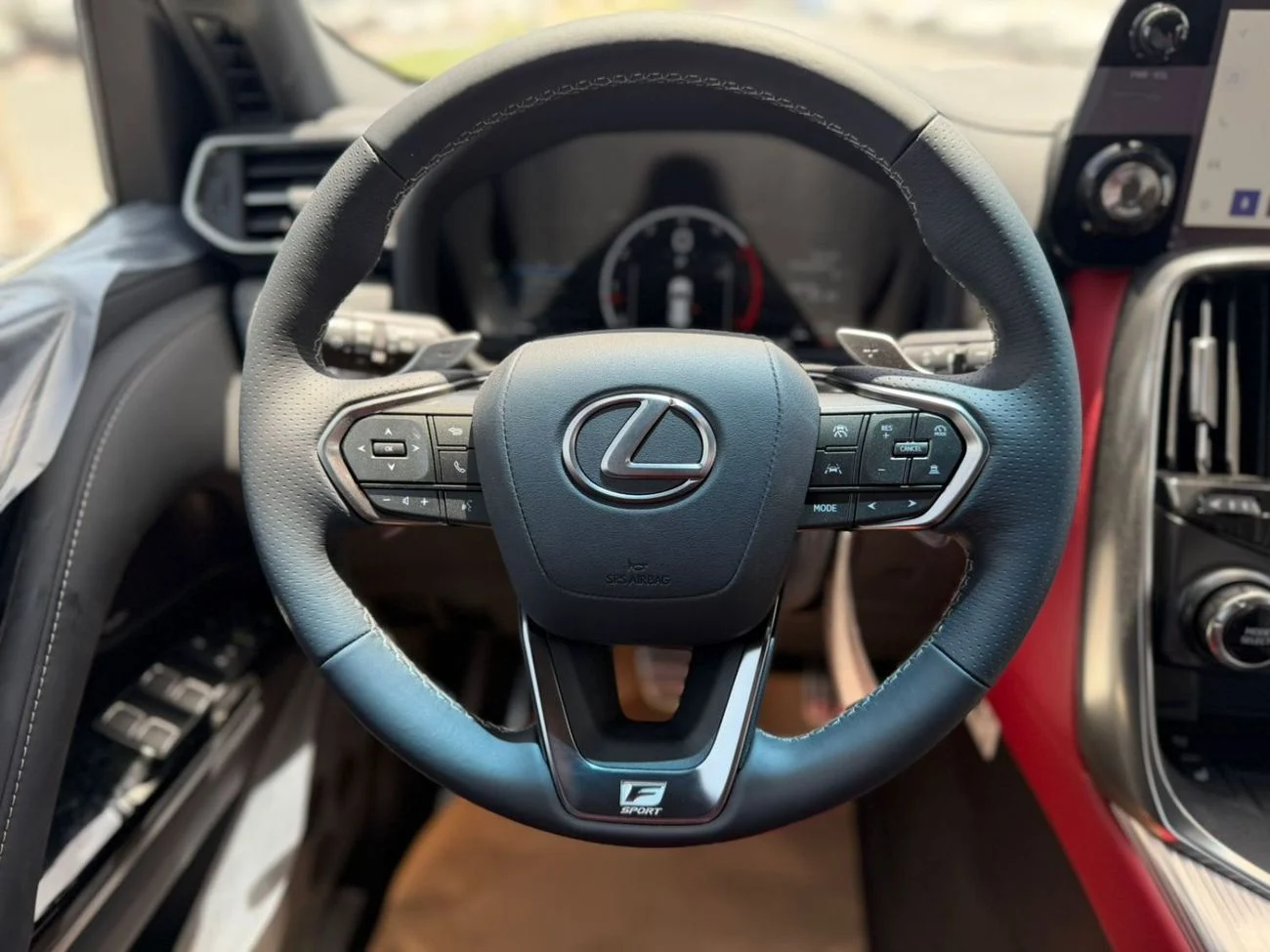 LEXUS LX600 Fsport 3.5L twin turbo Model 2026 _WHITE