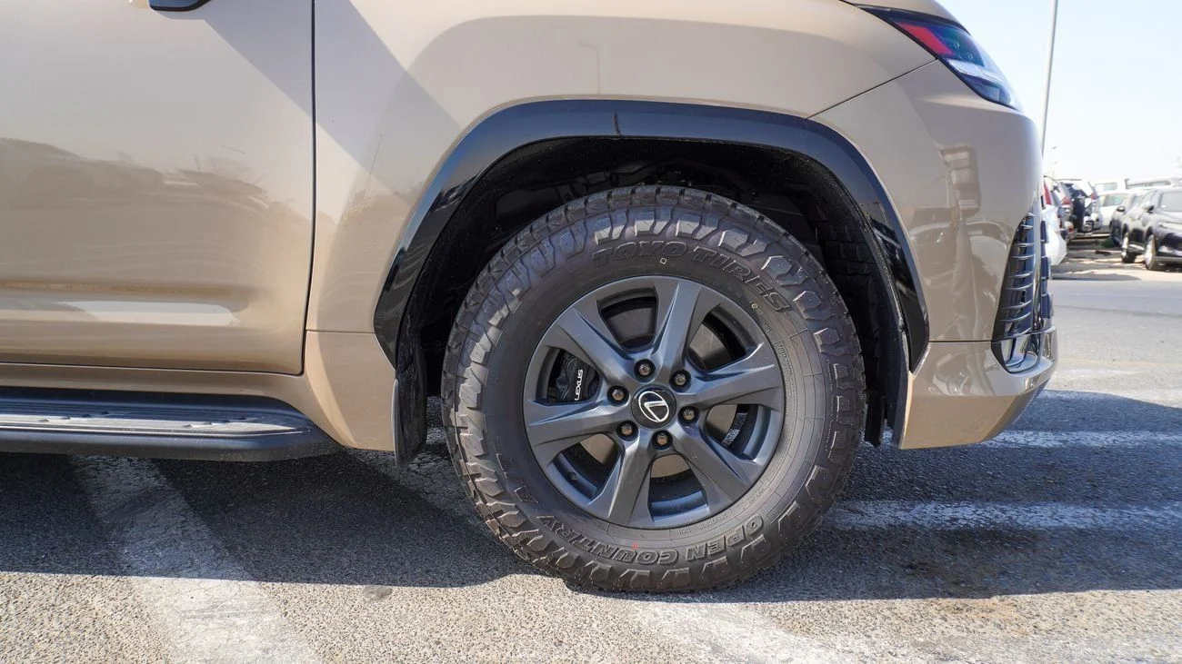 LEXUS LX600 OVERTRAIL 3.5 PETROL 2025