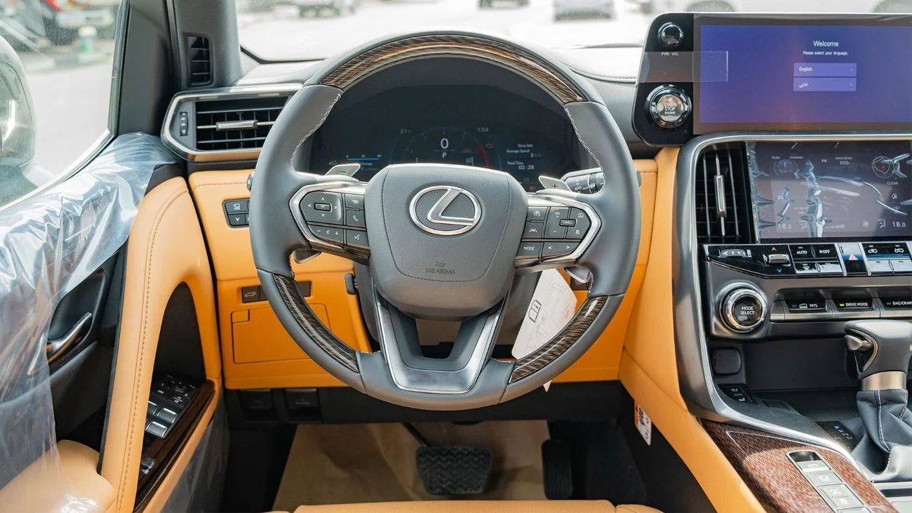 Lexus LX600 Prestige 3.5L AT Petrol (Green)