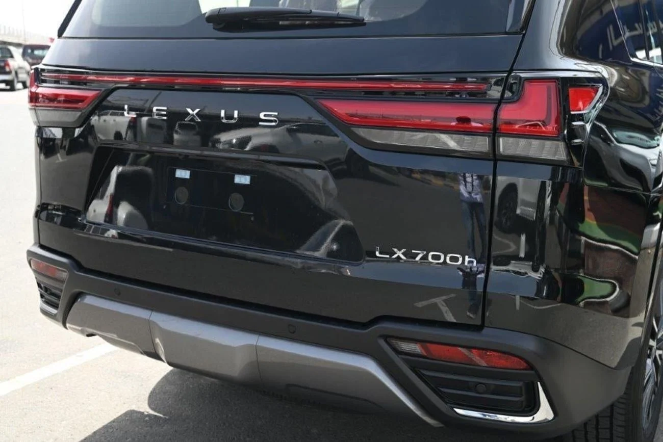 LEXUS LX700h 3.5L SIGNATURE FULL OPTION 2025