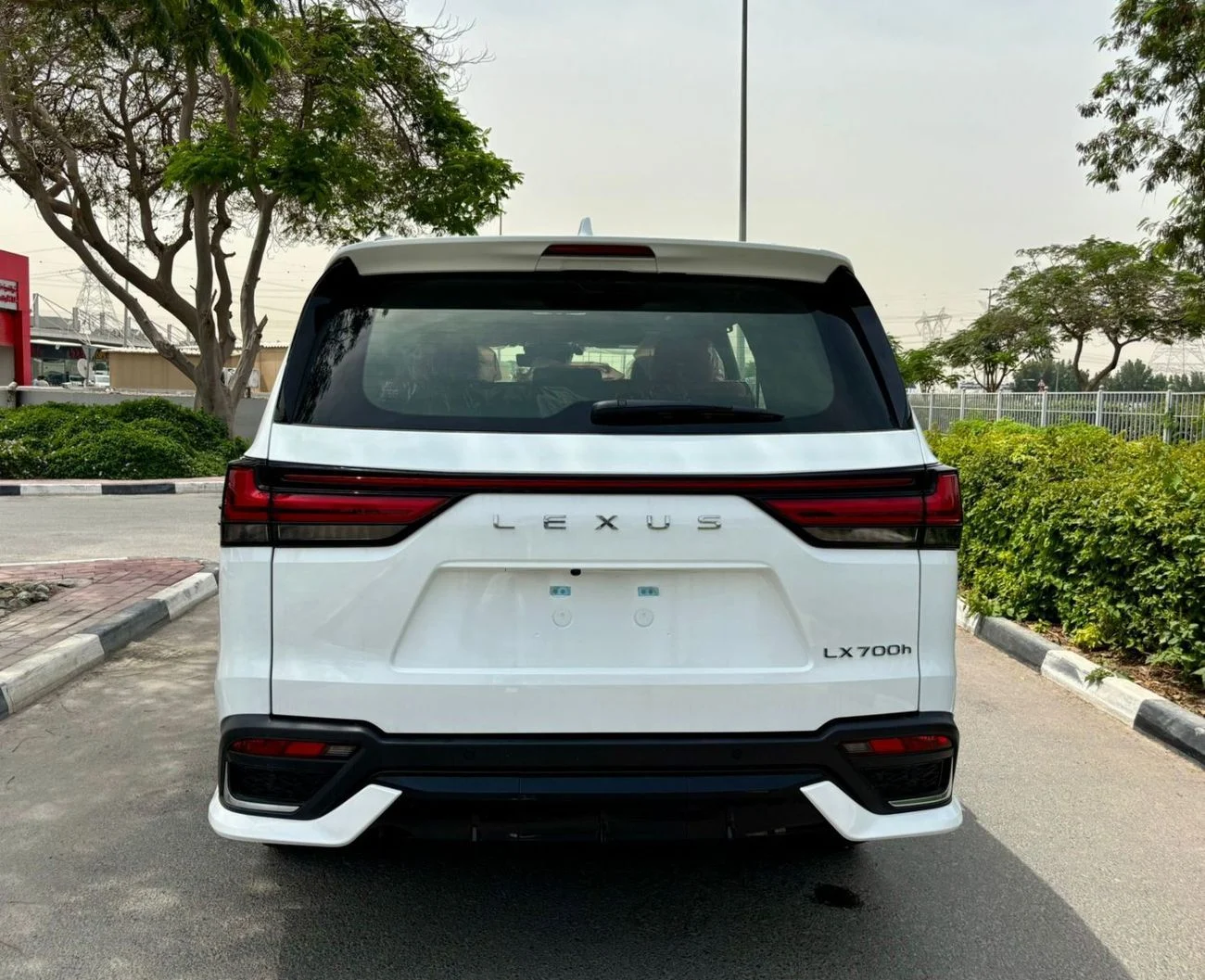Lexus LX700h F Sport _2025