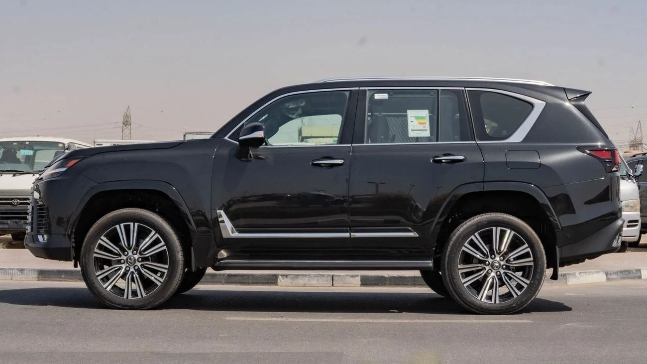 Lexus LX700h Signature 3.5L AT Hybrid 2026 _ black
