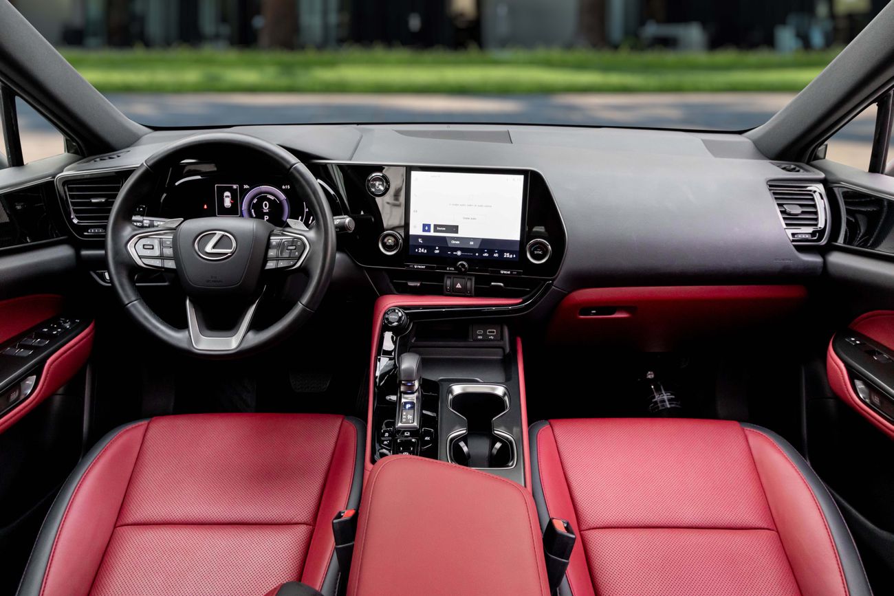 Lexus NX 350h Premier 2025 _ 2.5L