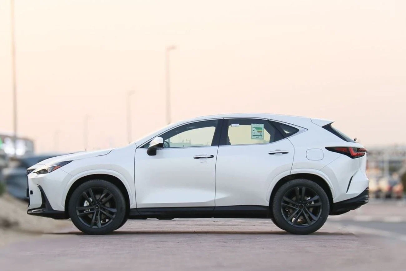 Lexus NX350 2025  2.4L WHITE
