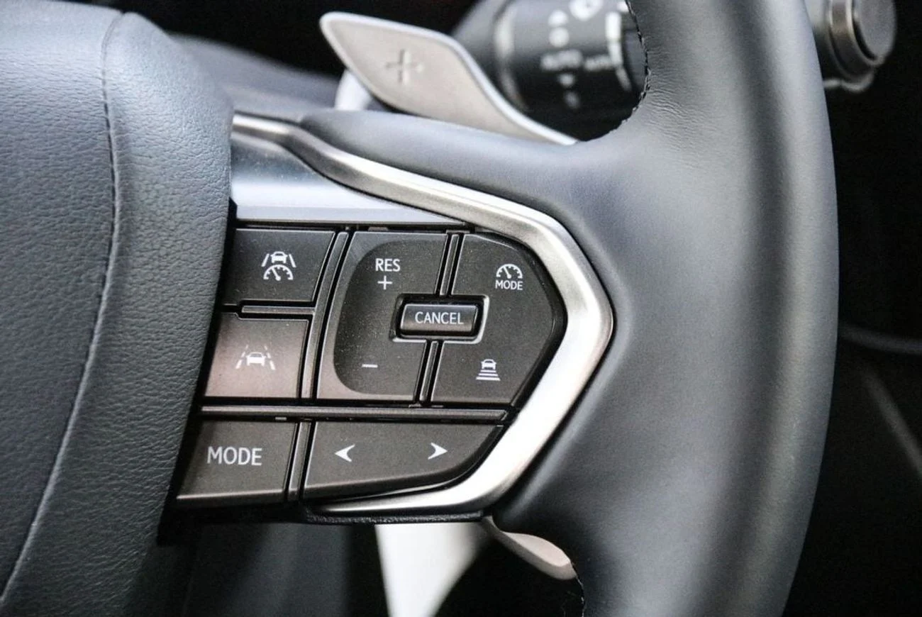 Lexus NX350h 2025 at black