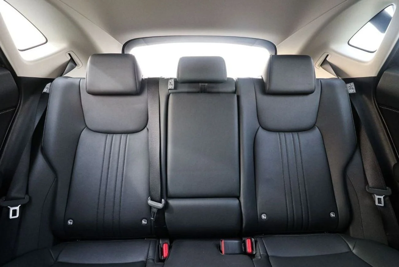 Lexus NX350h 2025 at black