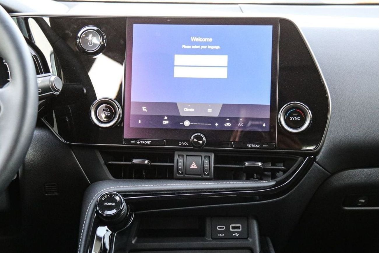 Lexus NX350h 2025 at black