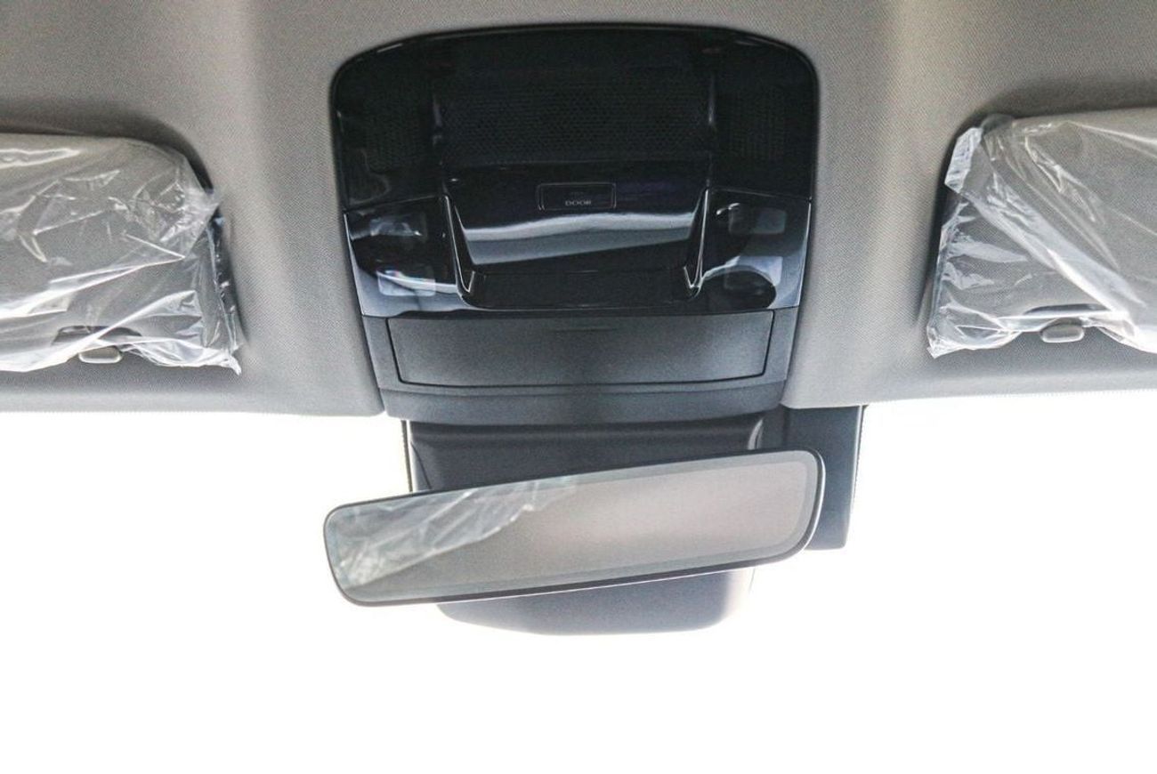Lexus NX350h 2025 at black