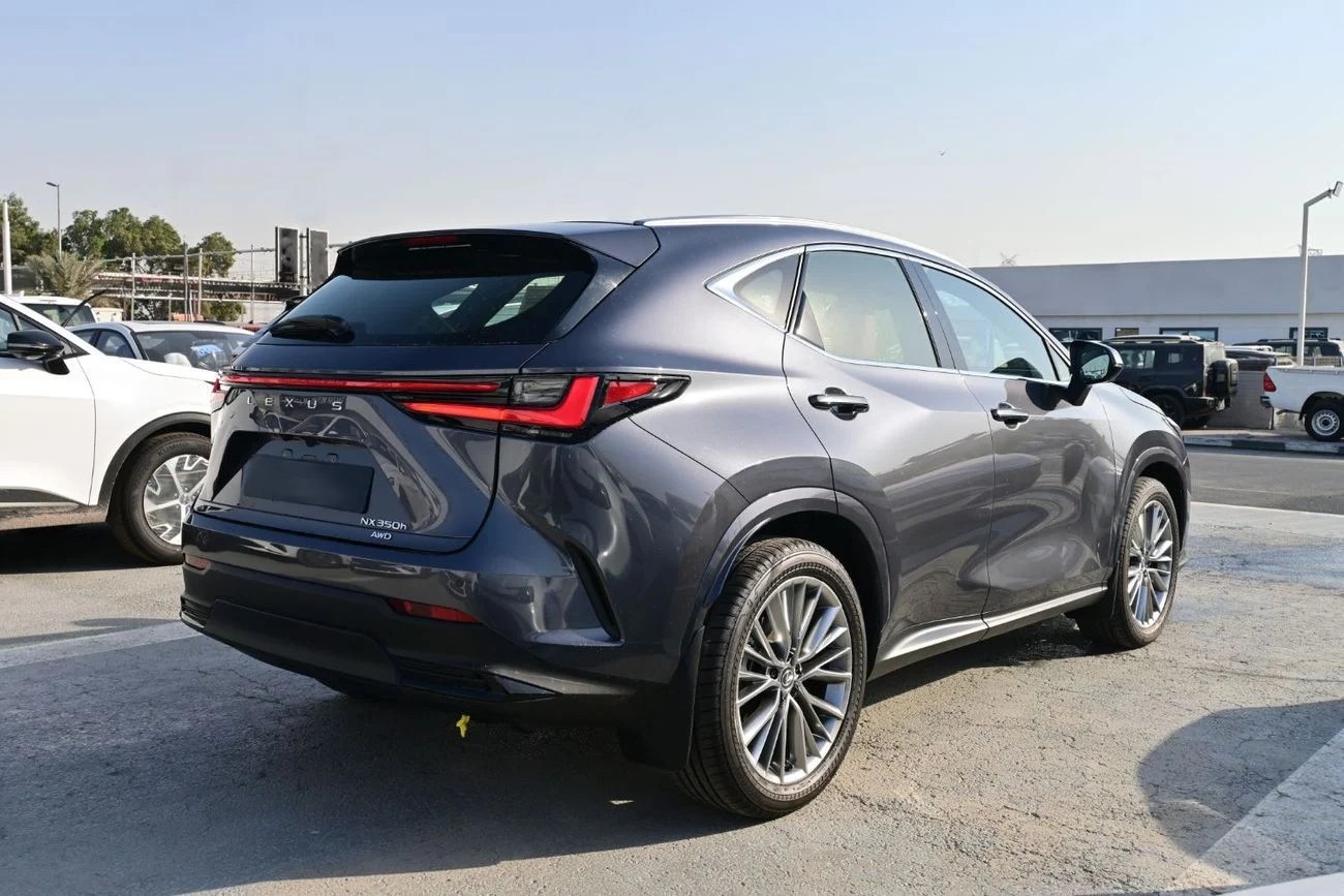 Lexus NX350h Platinum 2.5L Hybrid AWD, Model 2025 black