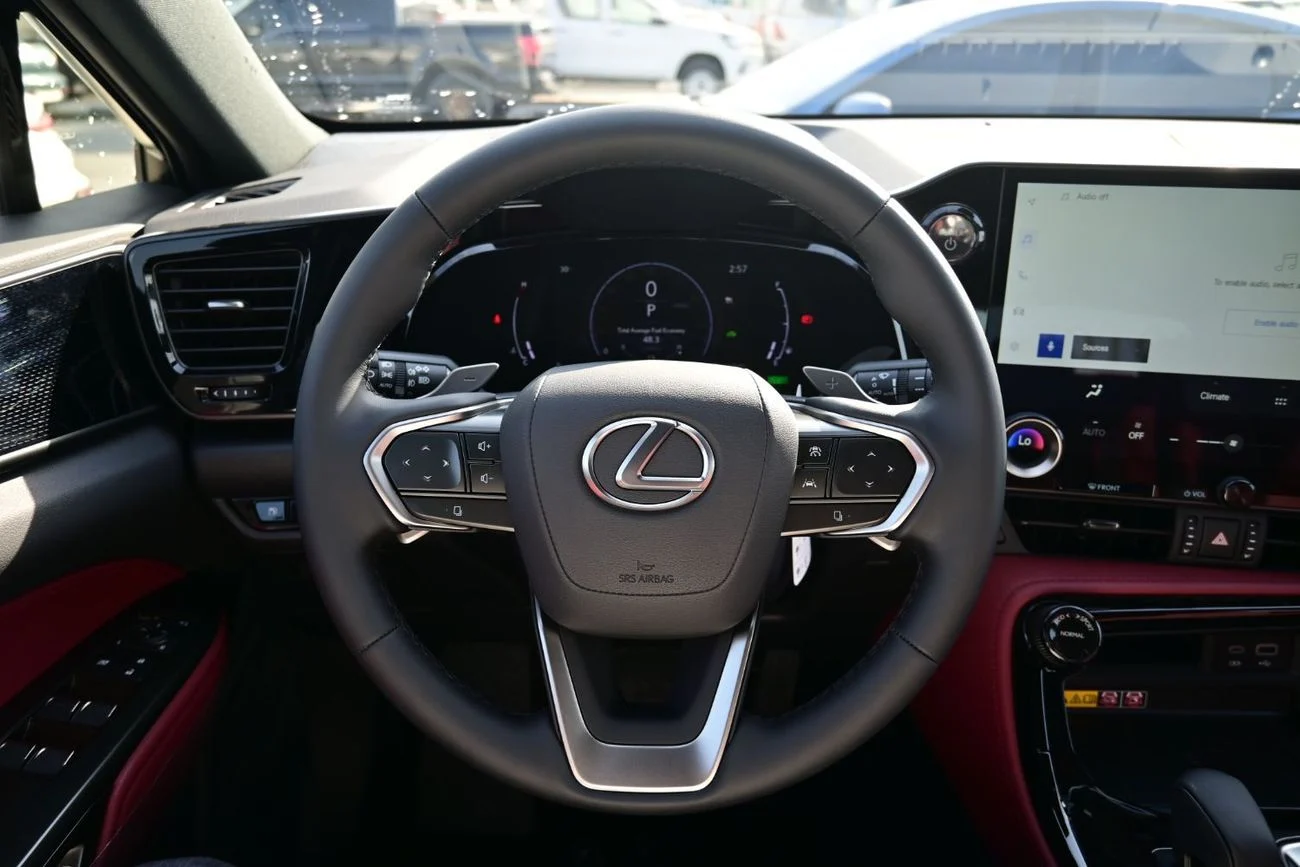 Lexus NX350h Platinum 2.5L Hybrid AWD, Model 2025 black