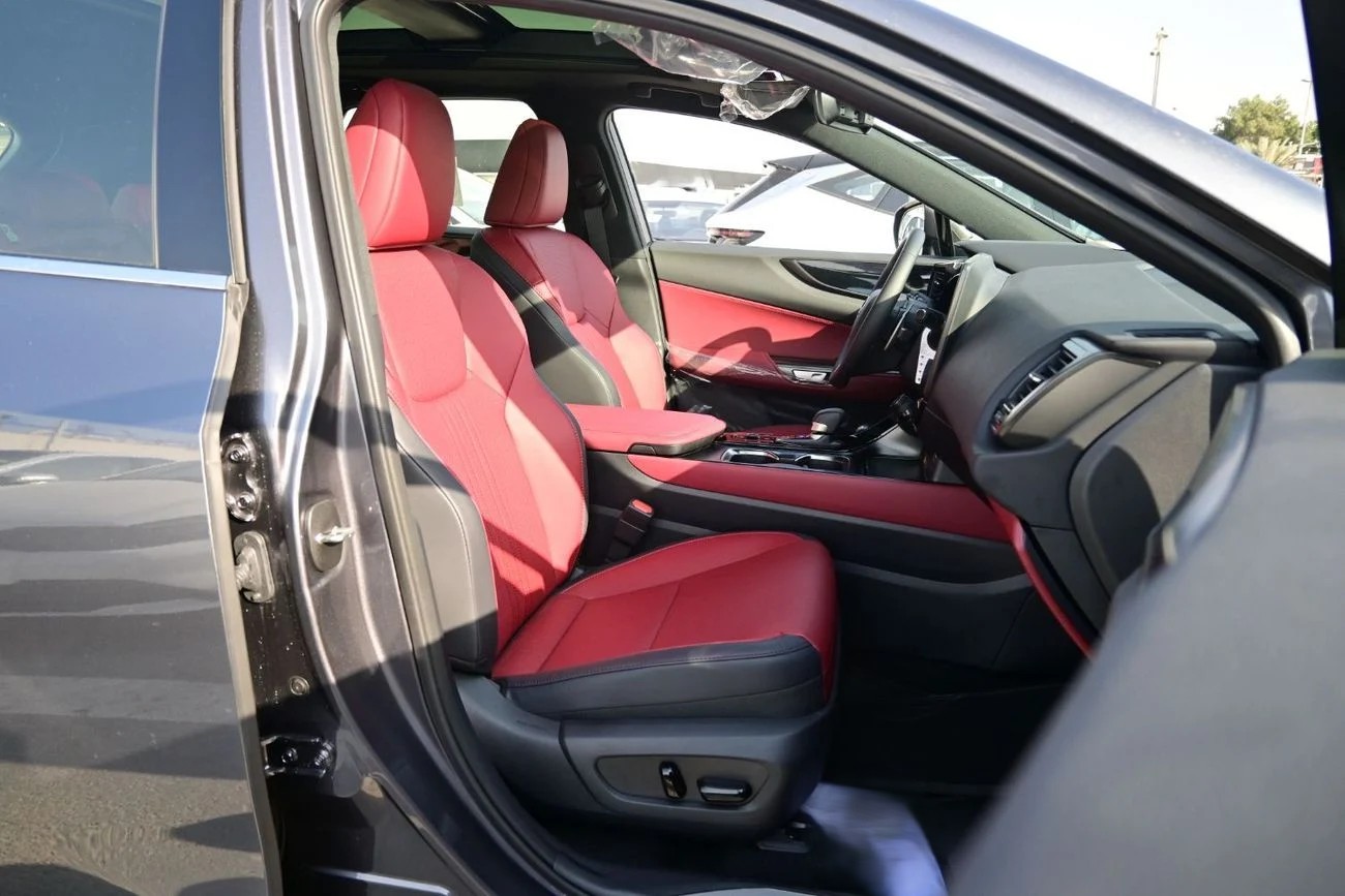 Lexus NX350h Platinum 2.5L Hybrid AWD, Model 2025 black