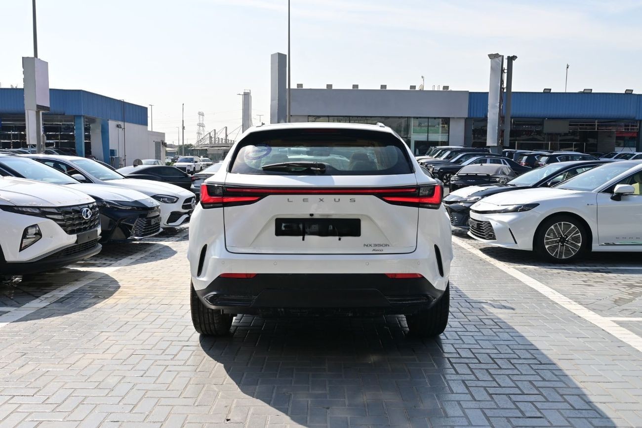 Lexus NX350h Platinum 2.5L Hybrid AWD, Model 2025