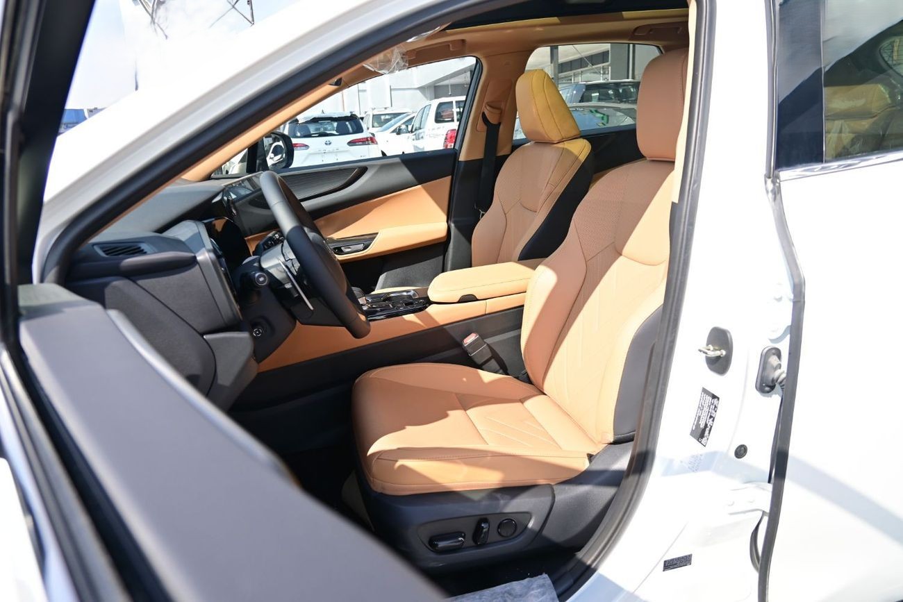 Lexus NX350h Platinum 2.5L Hybrid AWD, Model 2025
