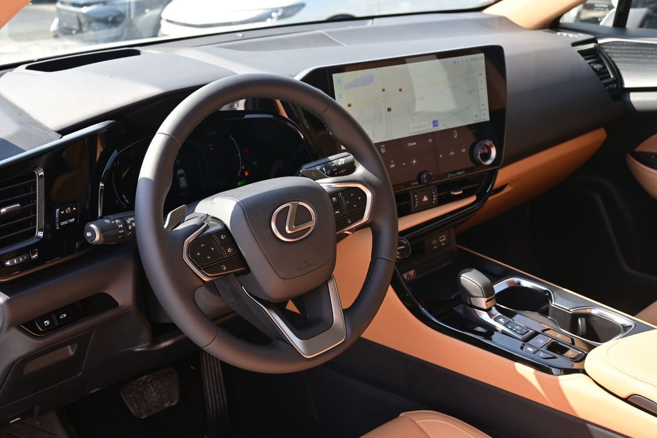 Lexus NX350h Platinum 2.5L Hybrid AWD, Model 2025