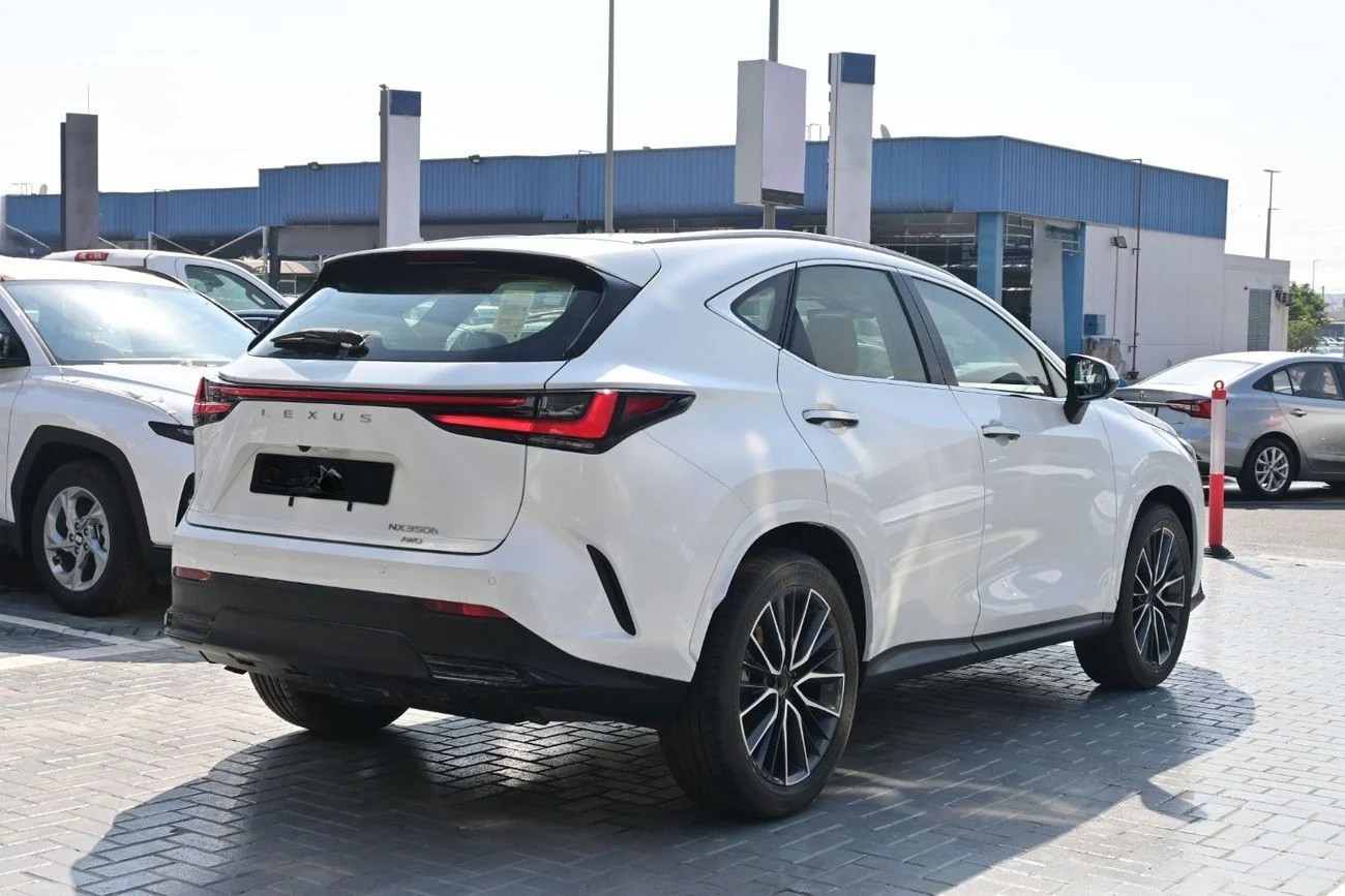 Lexus NX350h Platinum 2.5L Hybrid AWD, Model 2025