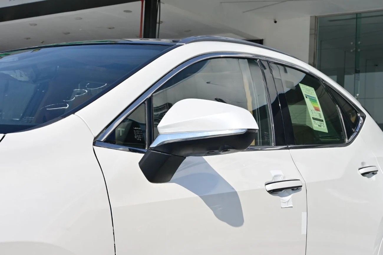 Lexus NX350h Platinum 2.5L Hybrid AWD, Model 2025