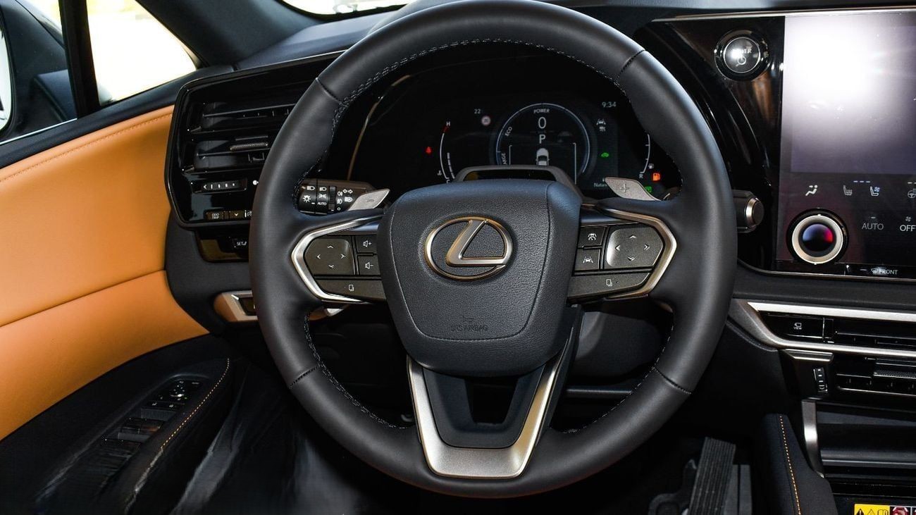 Lexus RX350 F-SPORT 2026 HYBRID white
