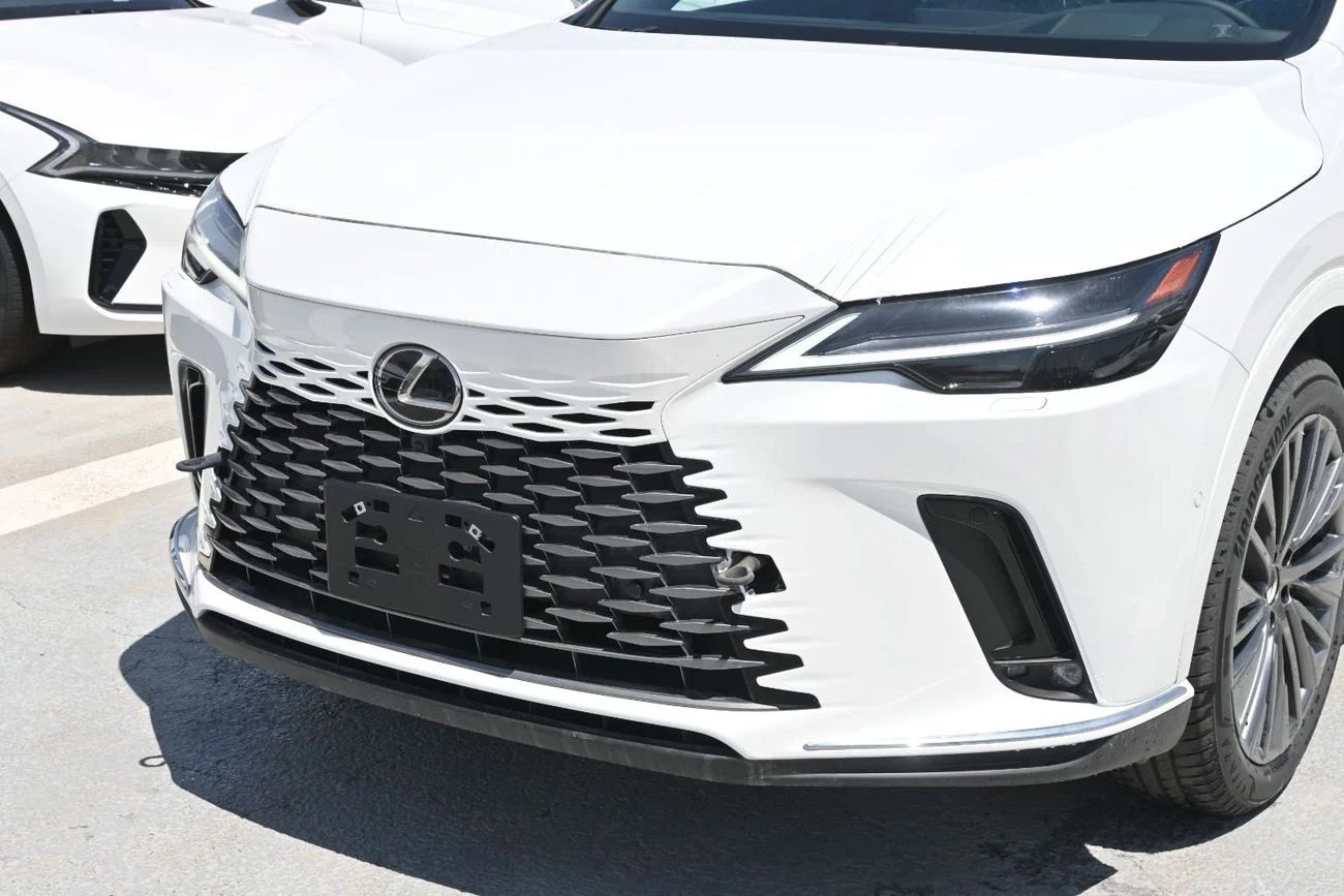 Lexus RX350h Platinum 2.5L Hybrid, AWD, Model 2025 _ white