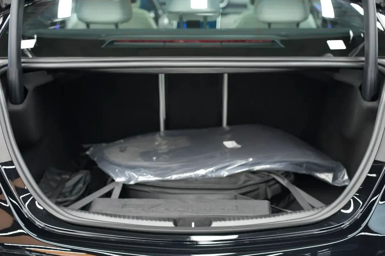 Mercedes Benz C200 STD 2026 _ black