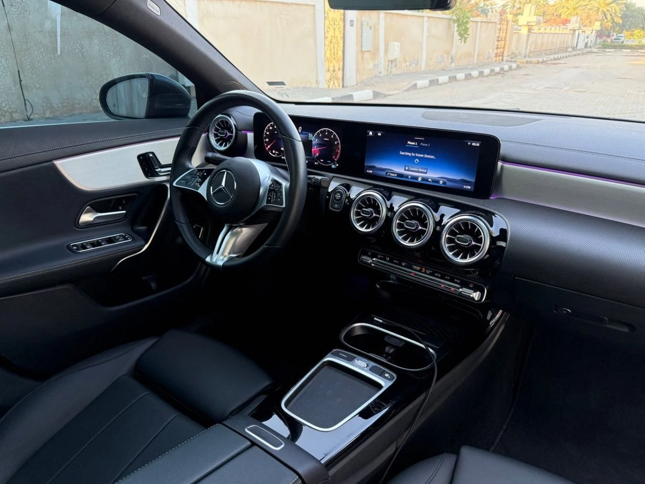 Mercedes Benz CLA250 Premium + 2.0L 2026