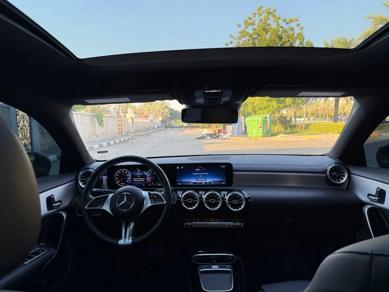Mercedes Benz CLA250 Premium + 2.0L 2026