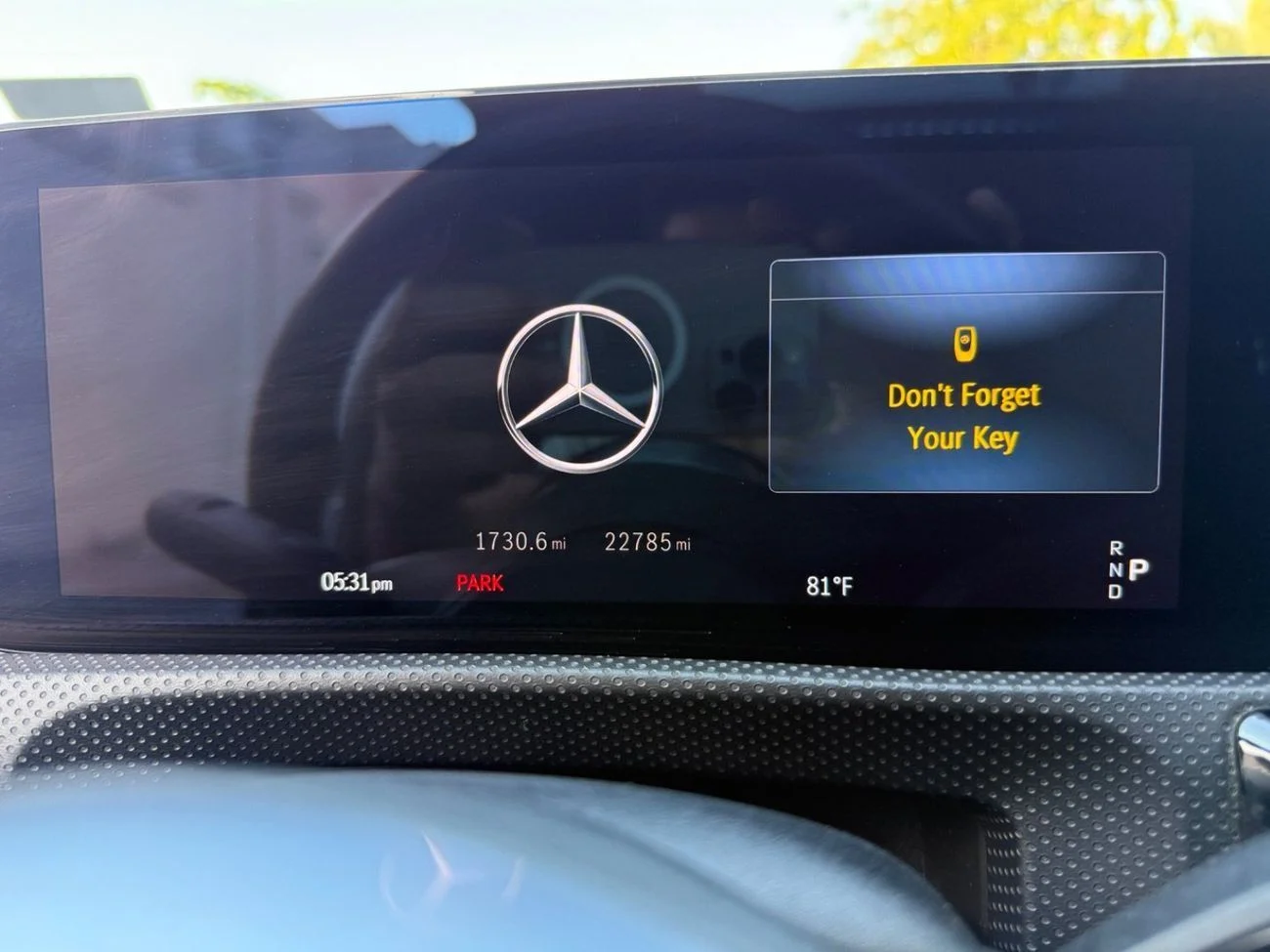 Mercedes Benz CLA250 Premium + 2.0L 2026