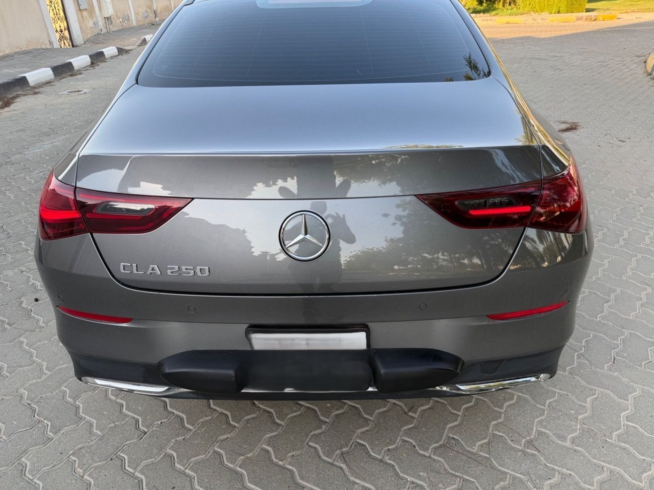 Mercedes Benz CLA250 Premium + 2.0L 2026