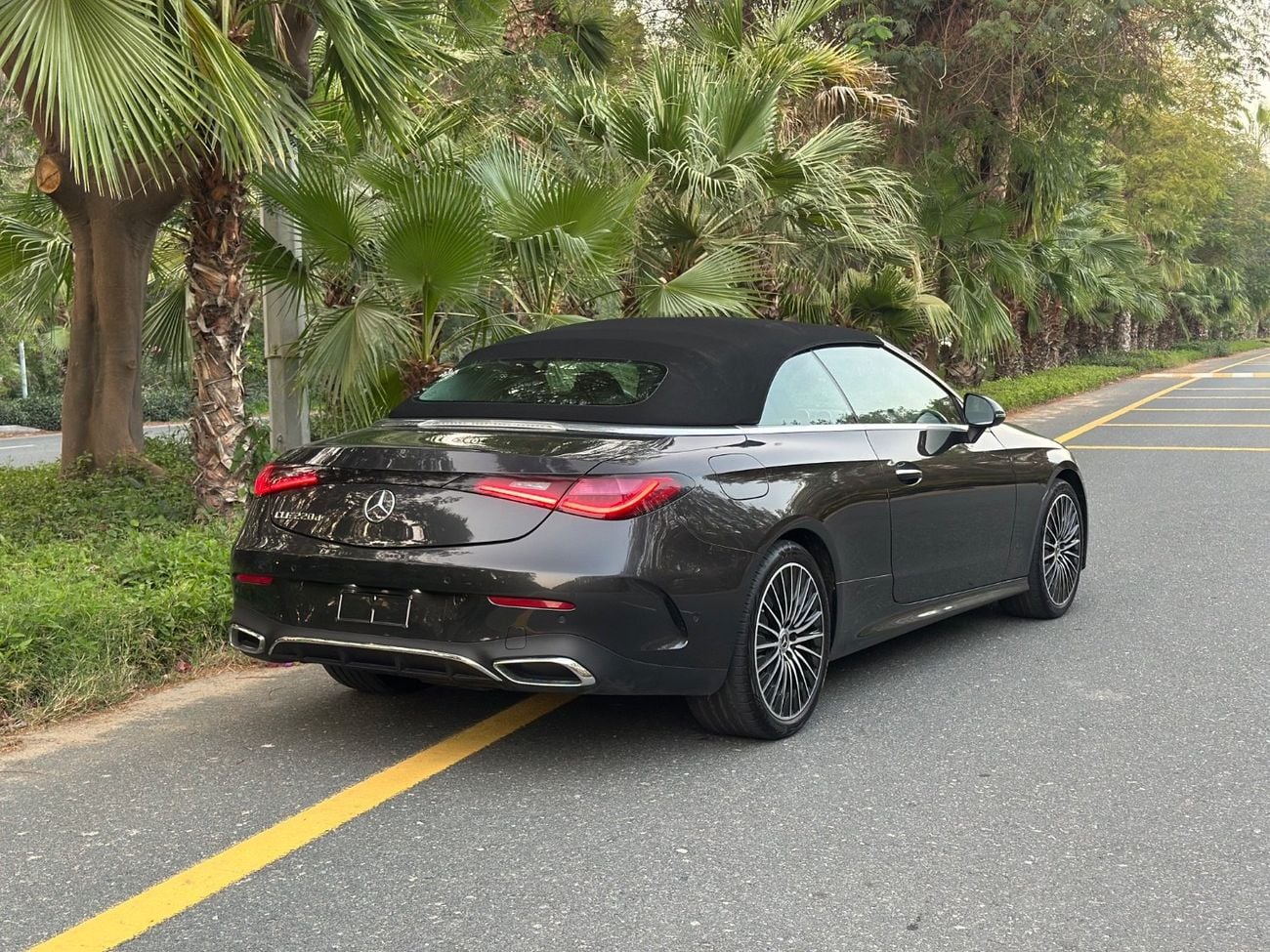 Mercedes Benz CLE200 2025 _ 2.0L 4 Cylinder Diesel