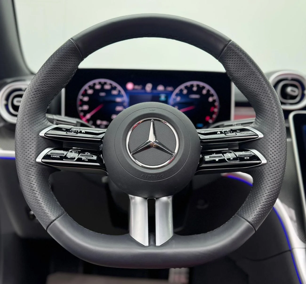 Mercedes Benz CLE300 2025