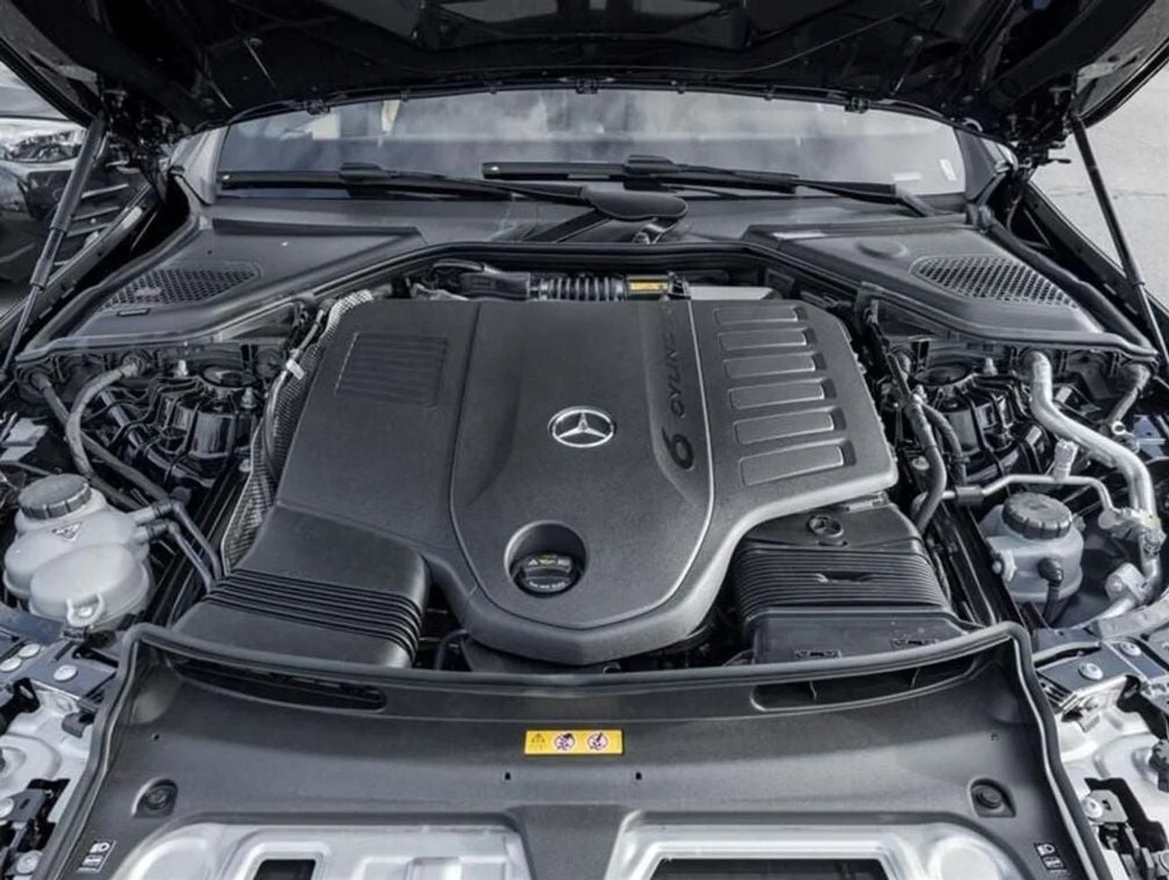 Mercedes Benz E 450 PREMIUM PLUS 4MATIC 2025 _BLACK