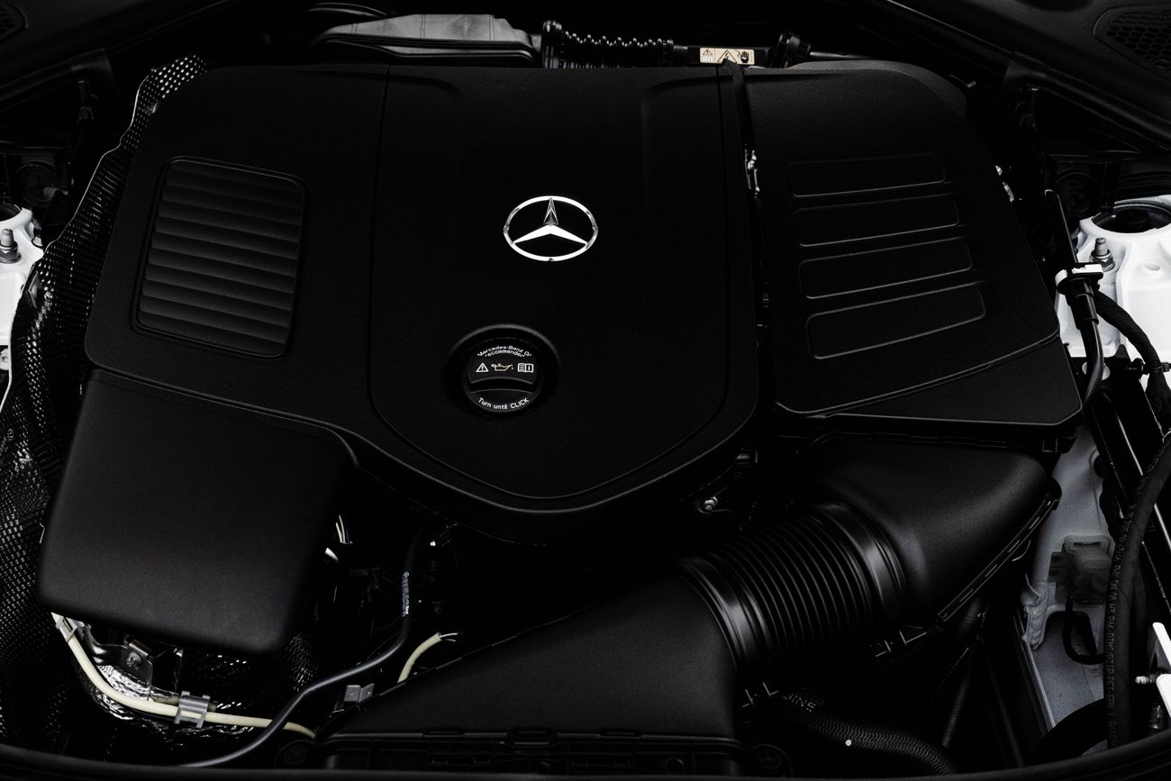 Mercedes Benz E200  AMG 2026