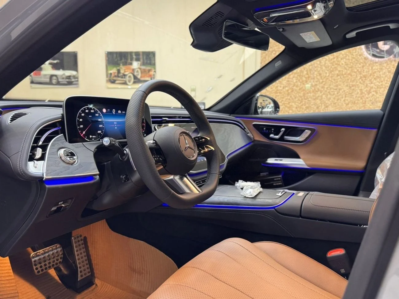Mercedes Benz E200 _ grey 2026