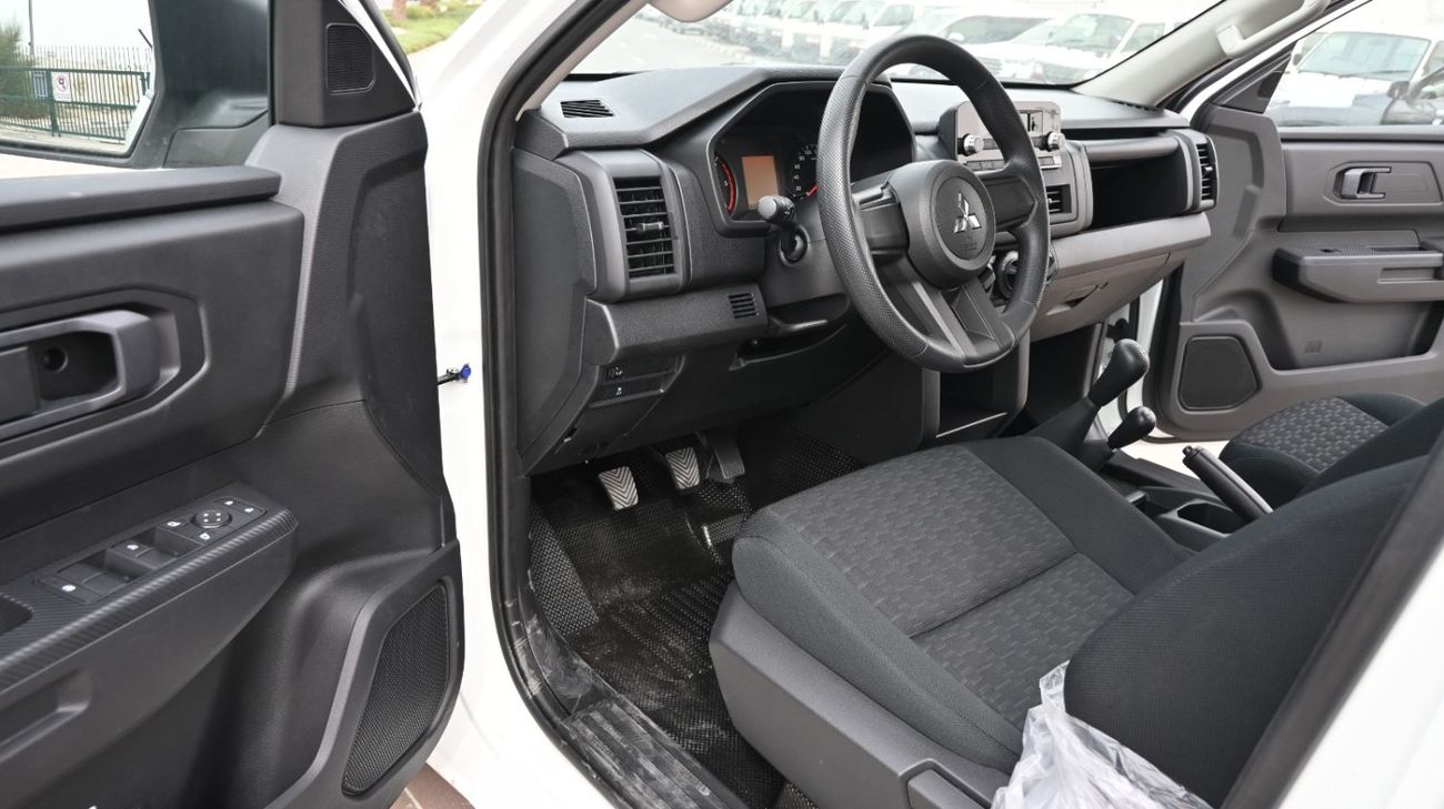 Mitsubishi L200 DIESEL - BASIC OPTION, MANUAL  2026
