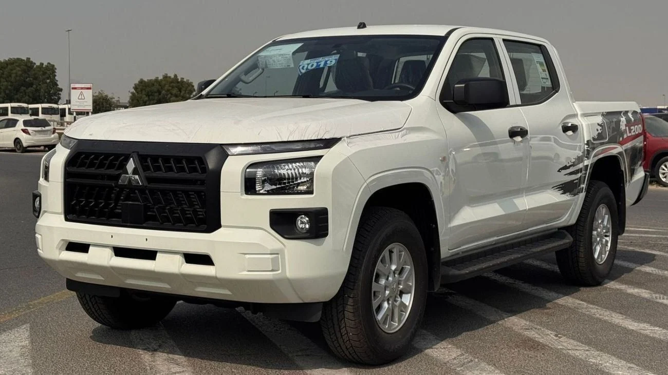 Mitsubishi L200 at GLX DCABIN 2.4L DIESEL 4X4  2026