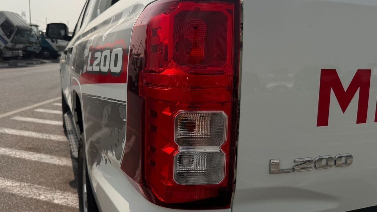 Mitsubishi L200 at GLX DCABIN 2.4L DIESEL 4X4  2026