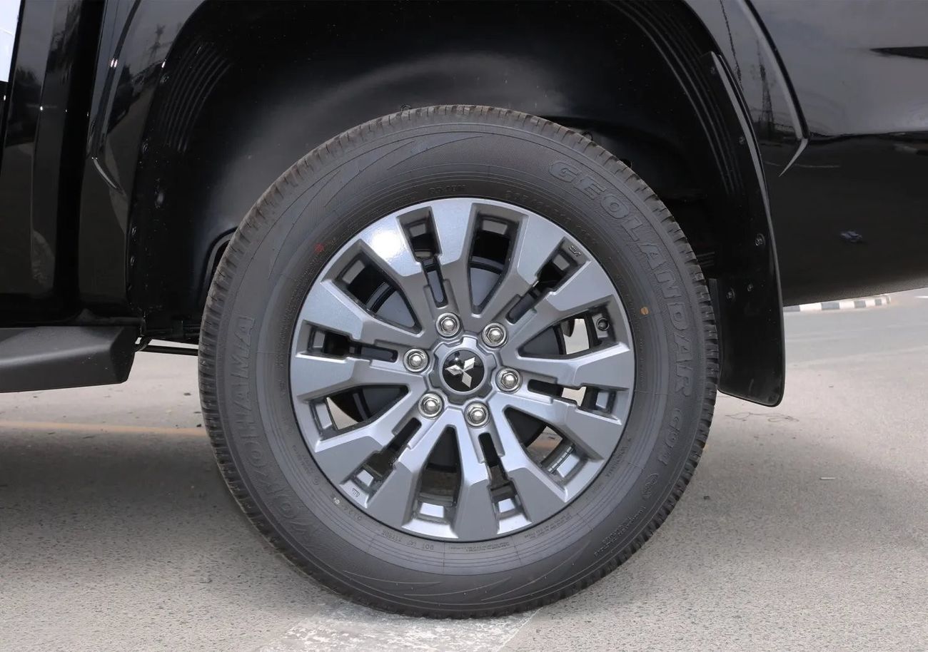 Mitsubishi L200 Mitsubishi sportero 2.4L Diesel MY2026 BLACK