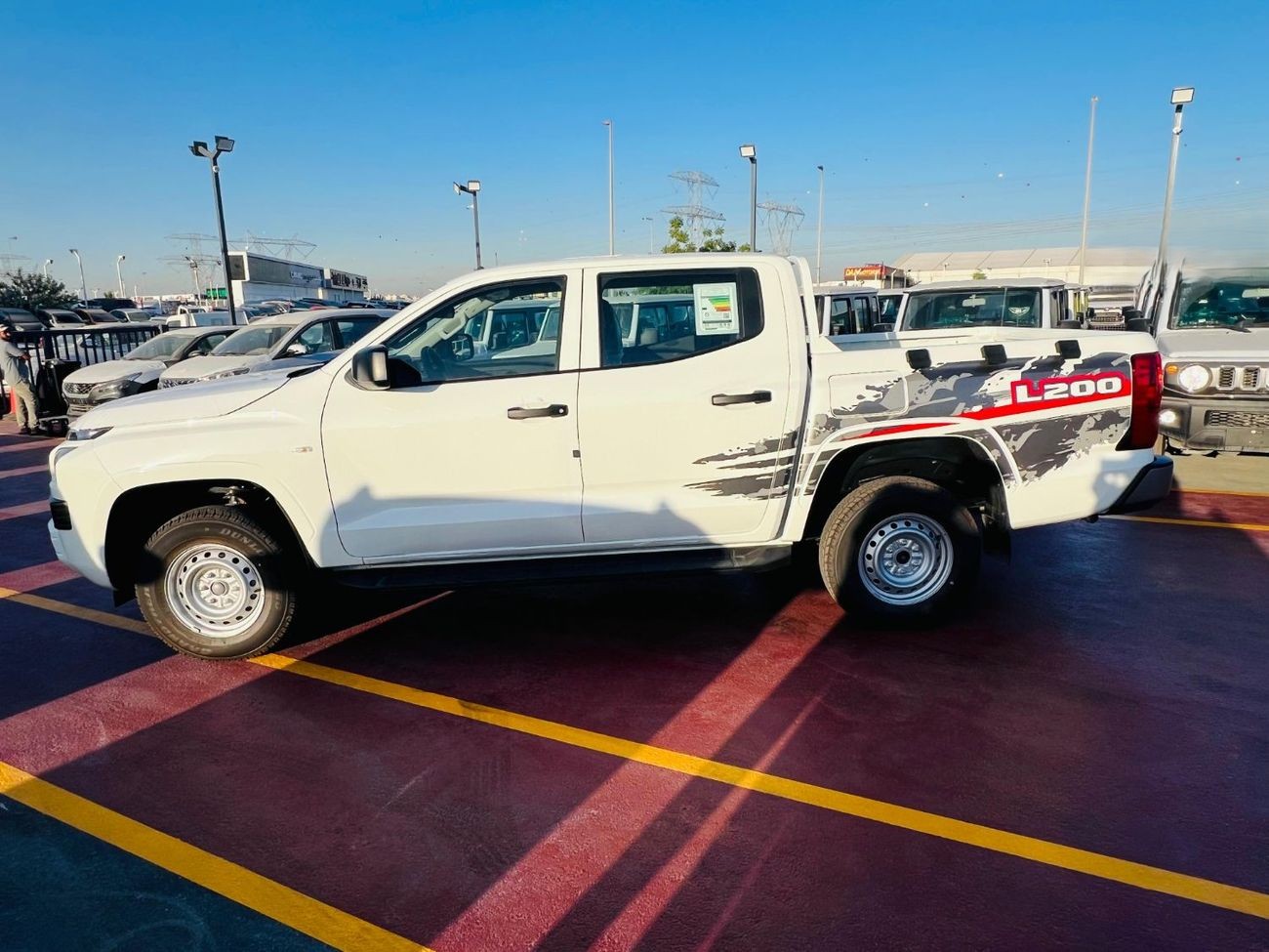MITSUBISHI L200 PETROL GCC M/T 2026 _ WHITE