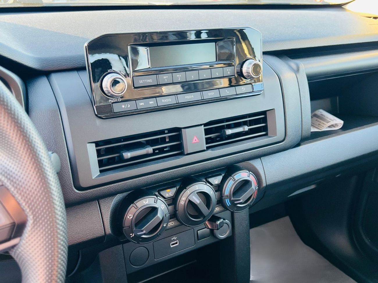 MITSUBISHI L200 PETROL GCC M/T 2026 _ WHITE