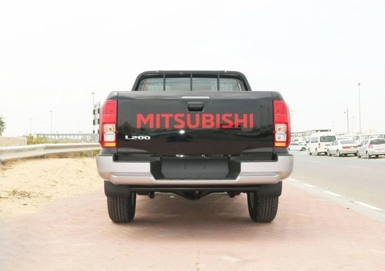 Mitsubishi L200 Triton 4x4 GLX Petrol 5MT 2026