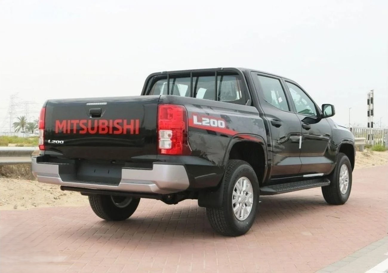 Mitsubishi L200 Triton 4x4 GLX Petrol 5MT 2026