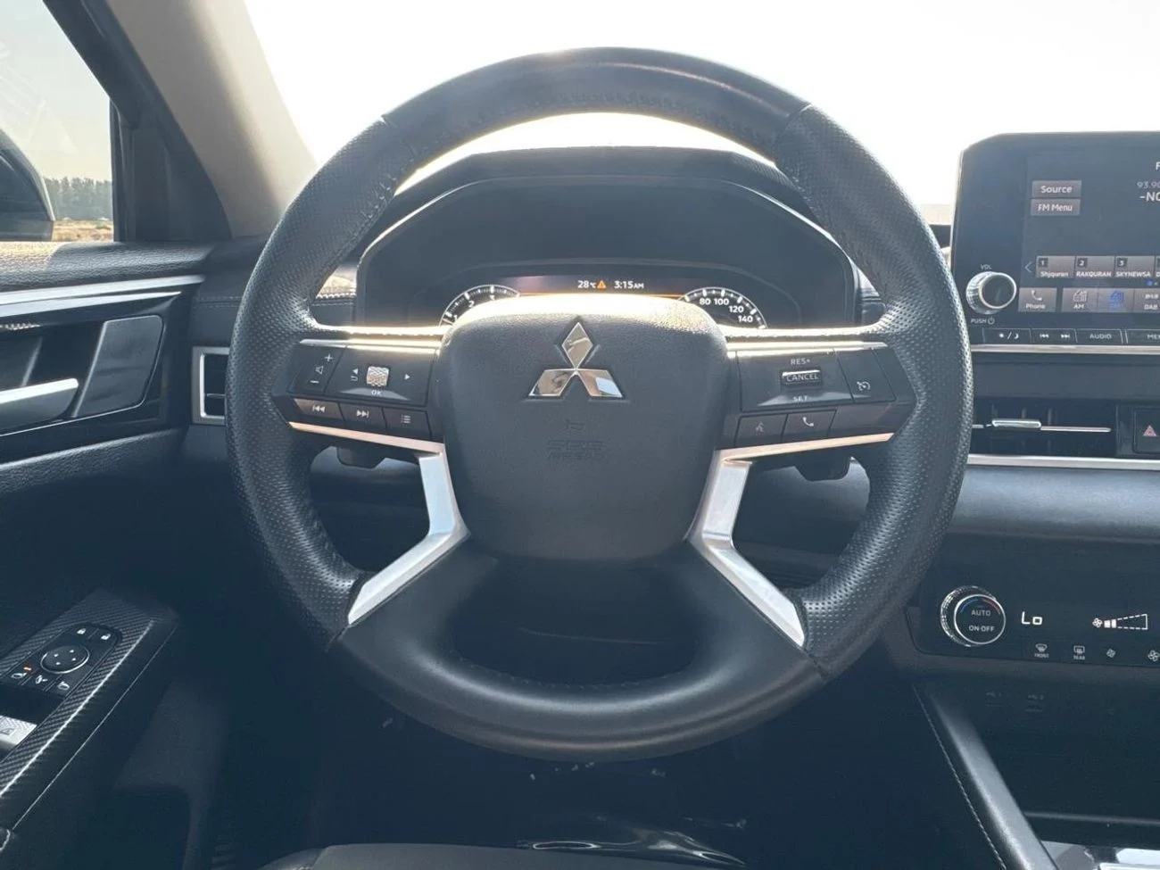 Mitsubishi Outlander, 2025 GCC specs, full option